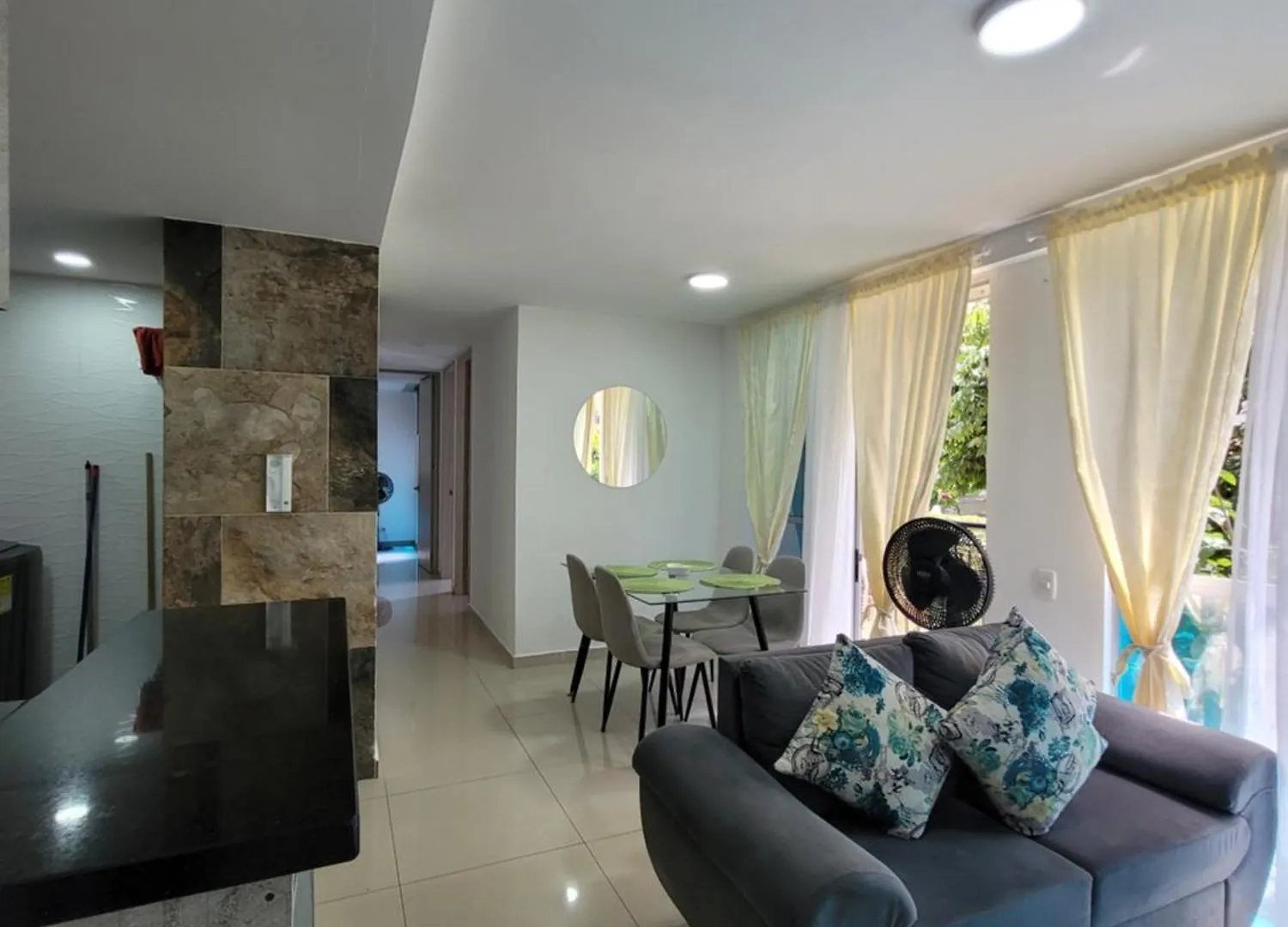 Cali Piso 1-01 Sector Sur Valle Del Lili Apartamento Moderno Lägenhet