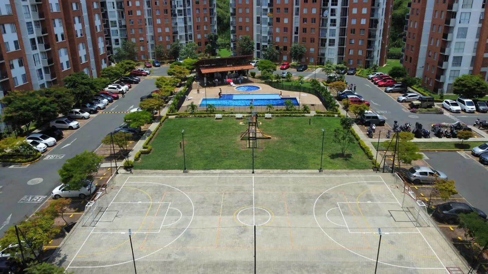 Cali Piso 1-01 Sector Sur Valle Del Lili Apartamento Moderno Colombia